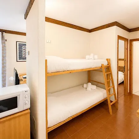 Apartamento Hostdomus - A3-24 Grangesises